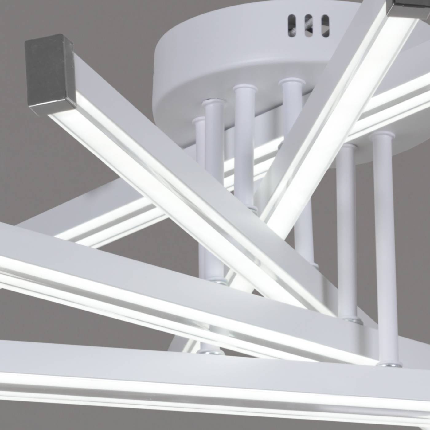 Потолочная люстра Reluce 13090-0.3-05 WH