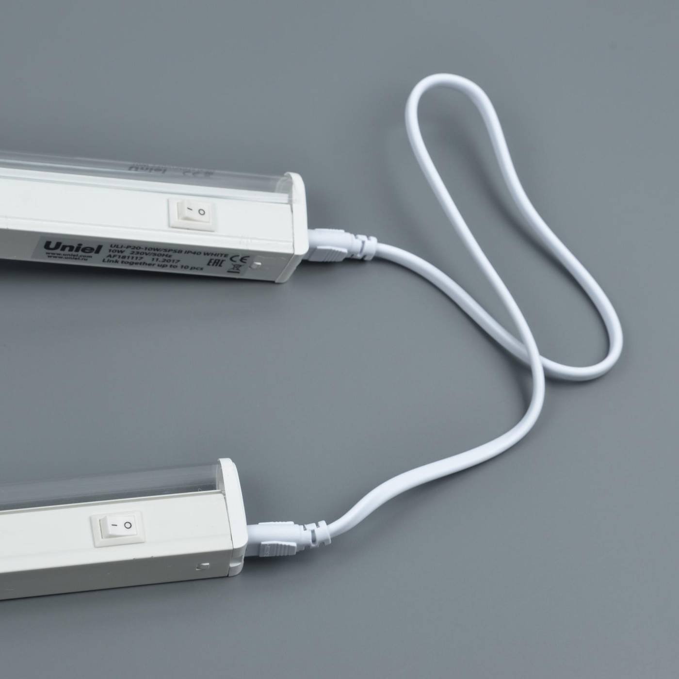 UCX-PP2/L10-050 WHITE 1 POLYBAG Провод для соединения светильников для растений ULI-P, 50 см Uniel UCX-PP2/L10-050 WHITE 1 POLYBAG