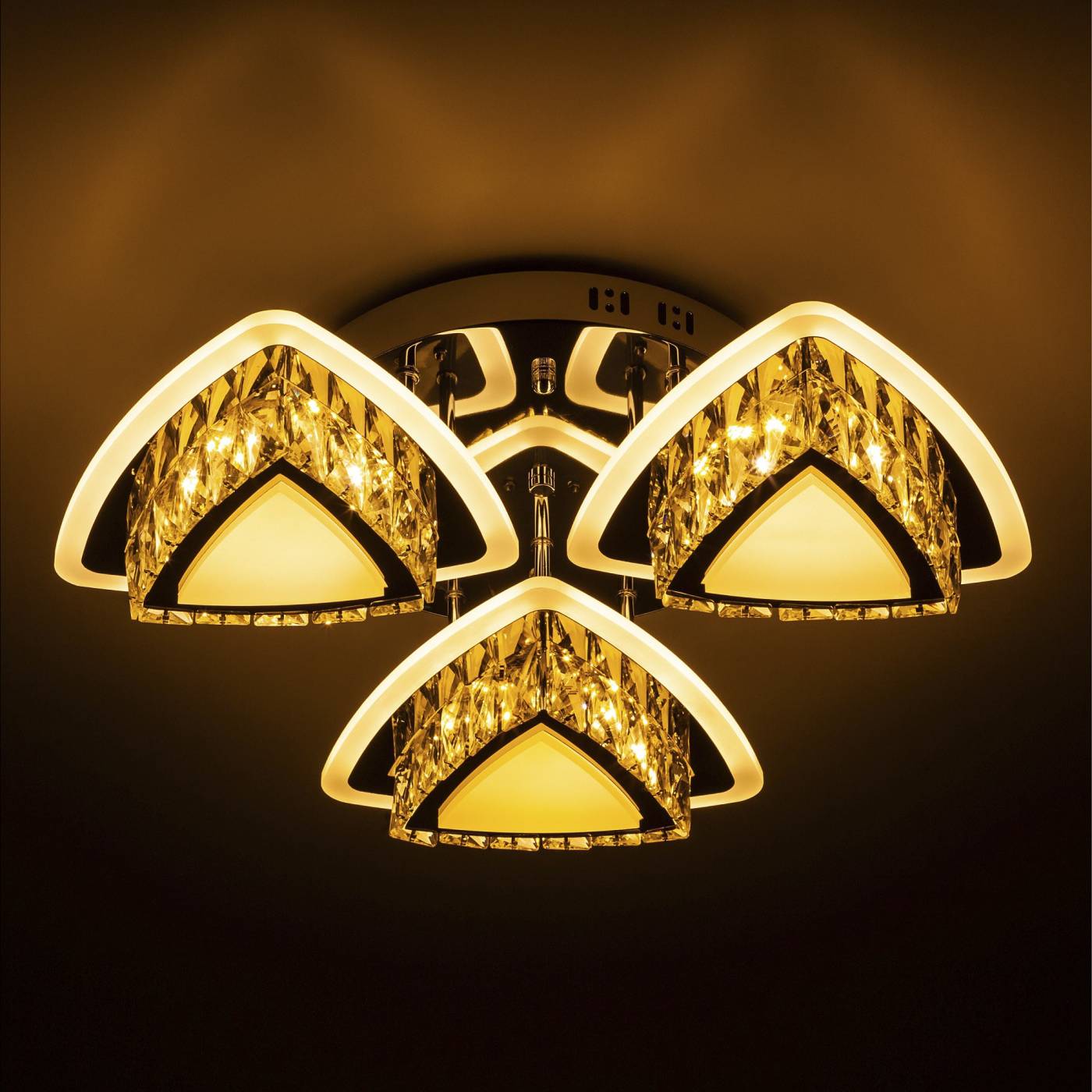 L5901-3 Потолочная люстра L LED4U L5901-3