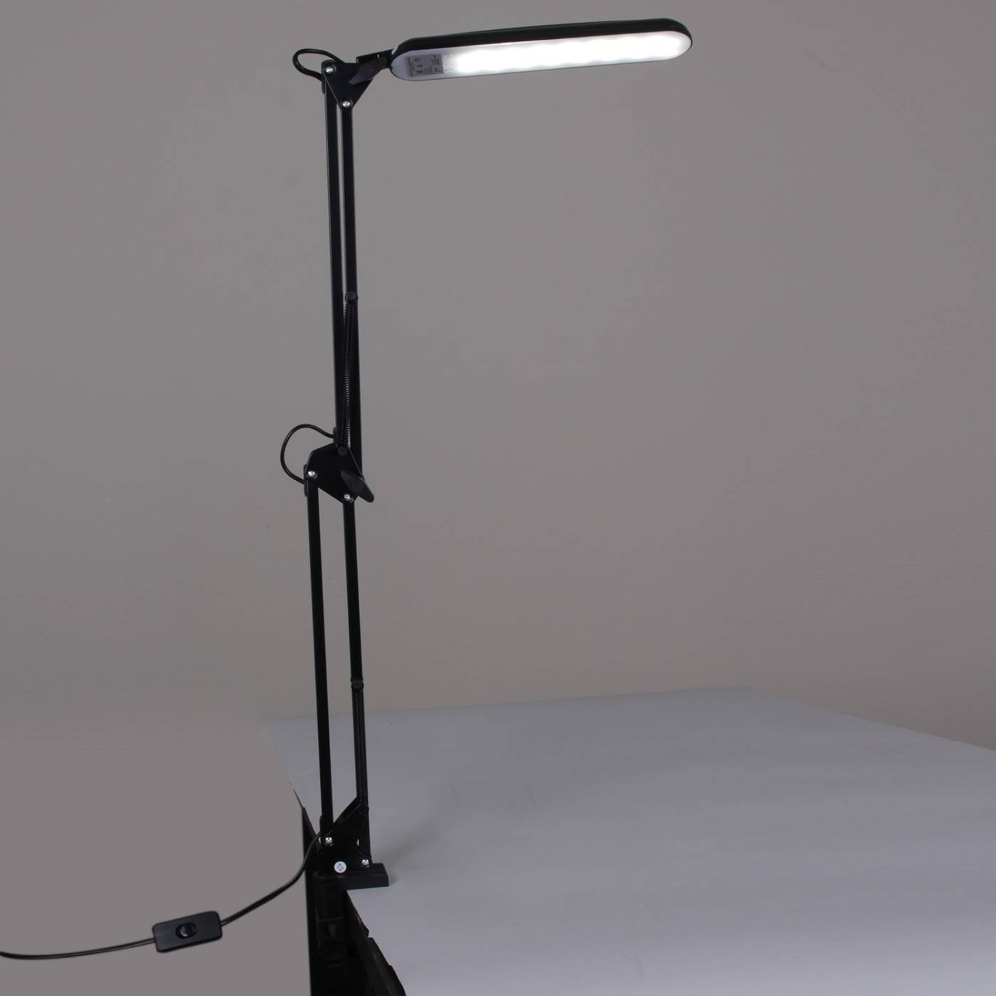 Настольная лампа Reluce 00005-0.7-01HV BK