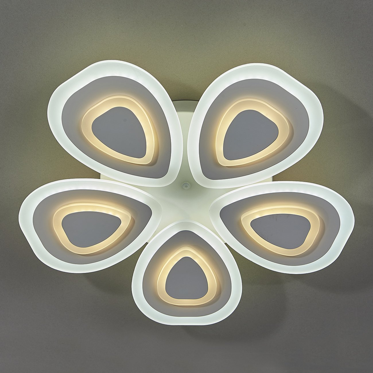 Потолочная люстра Escada Ornament 10223/5LED