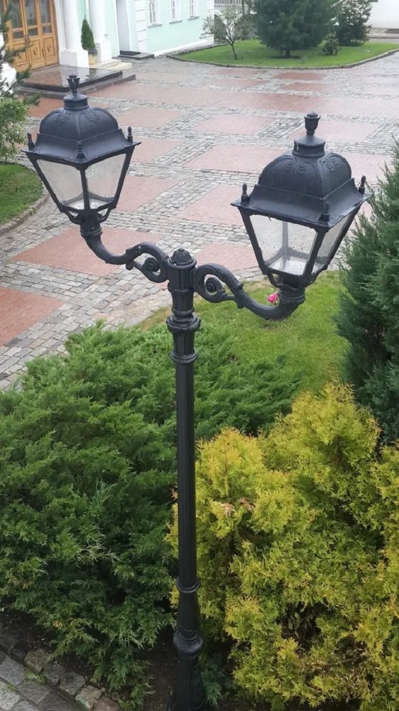 Столб фонарный уличный Fumagalli Simon U33.205.M20.AXH27