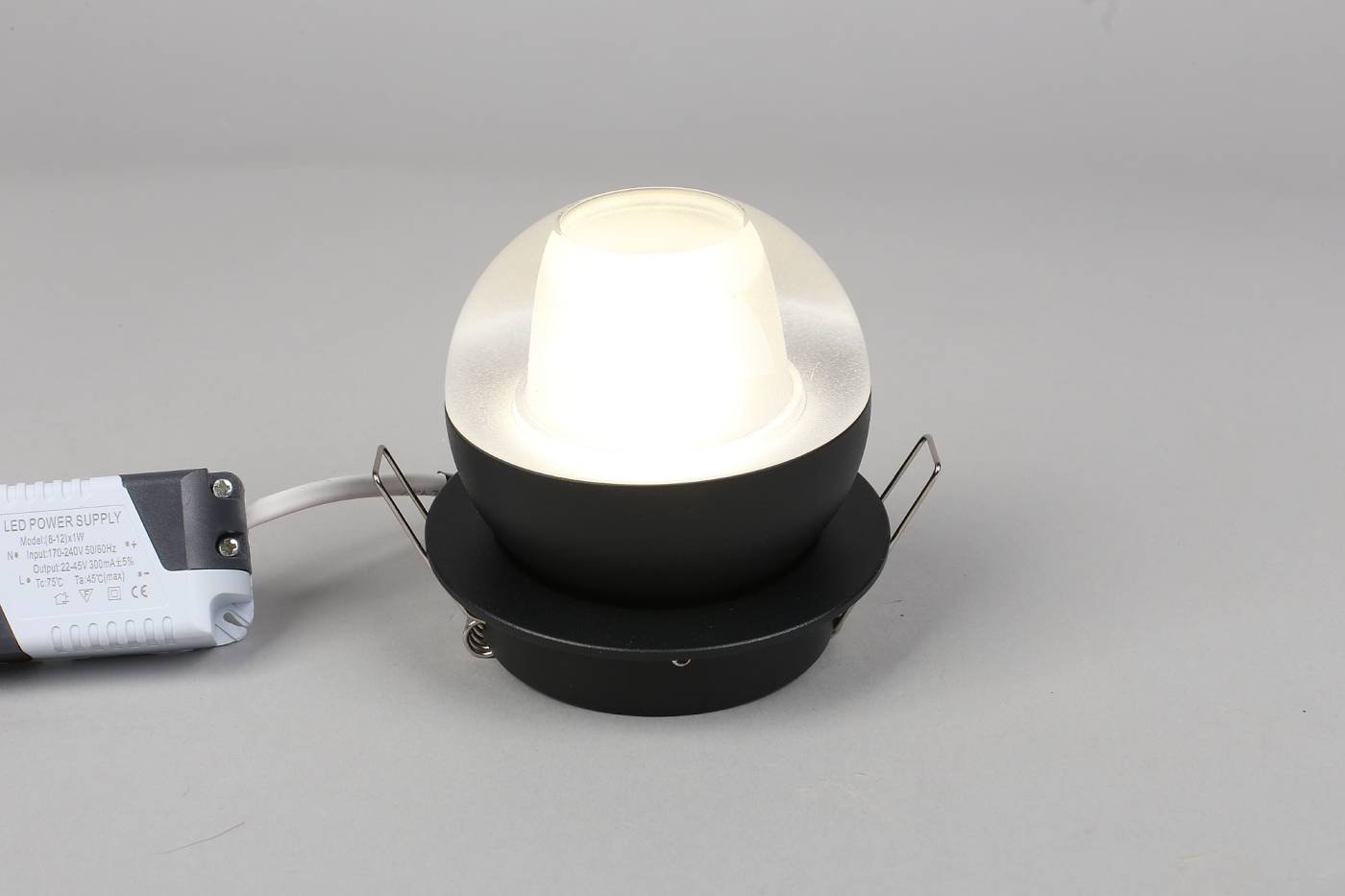 OML-103019-08 Встраиваемый светильник Omnilux Mantova OML-103019-08