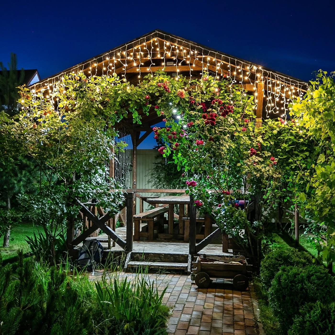 Бахрома светодиодная, 6м Uniel ULD-B6007-300/DTA WHITE IP44