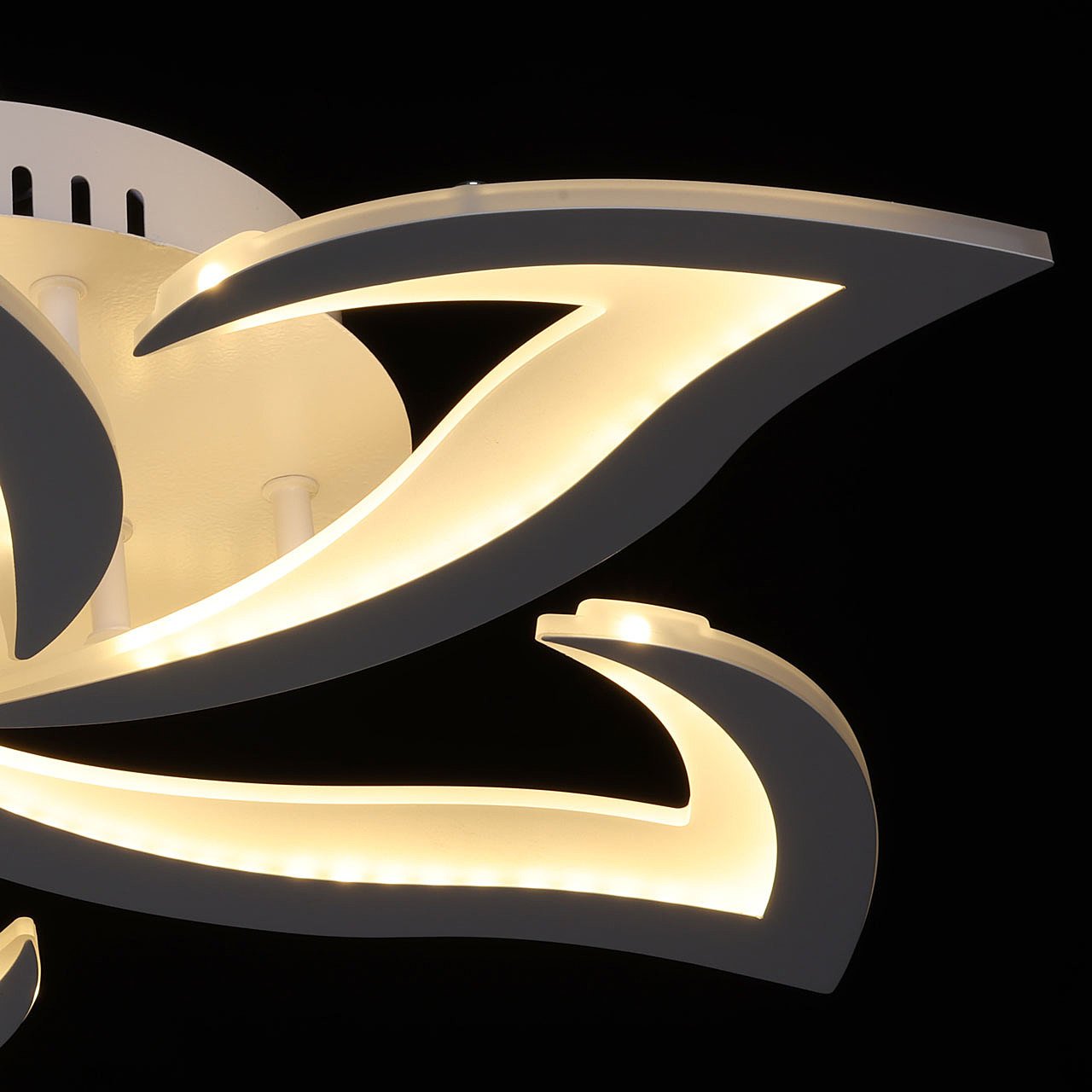 424017605 Потолочная люстра De Markt Мадлен 424017605