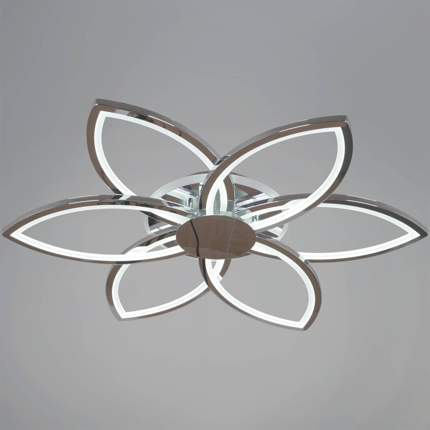 Потолочная люстра Reluce 09877-0.3-06B CR (RGB)