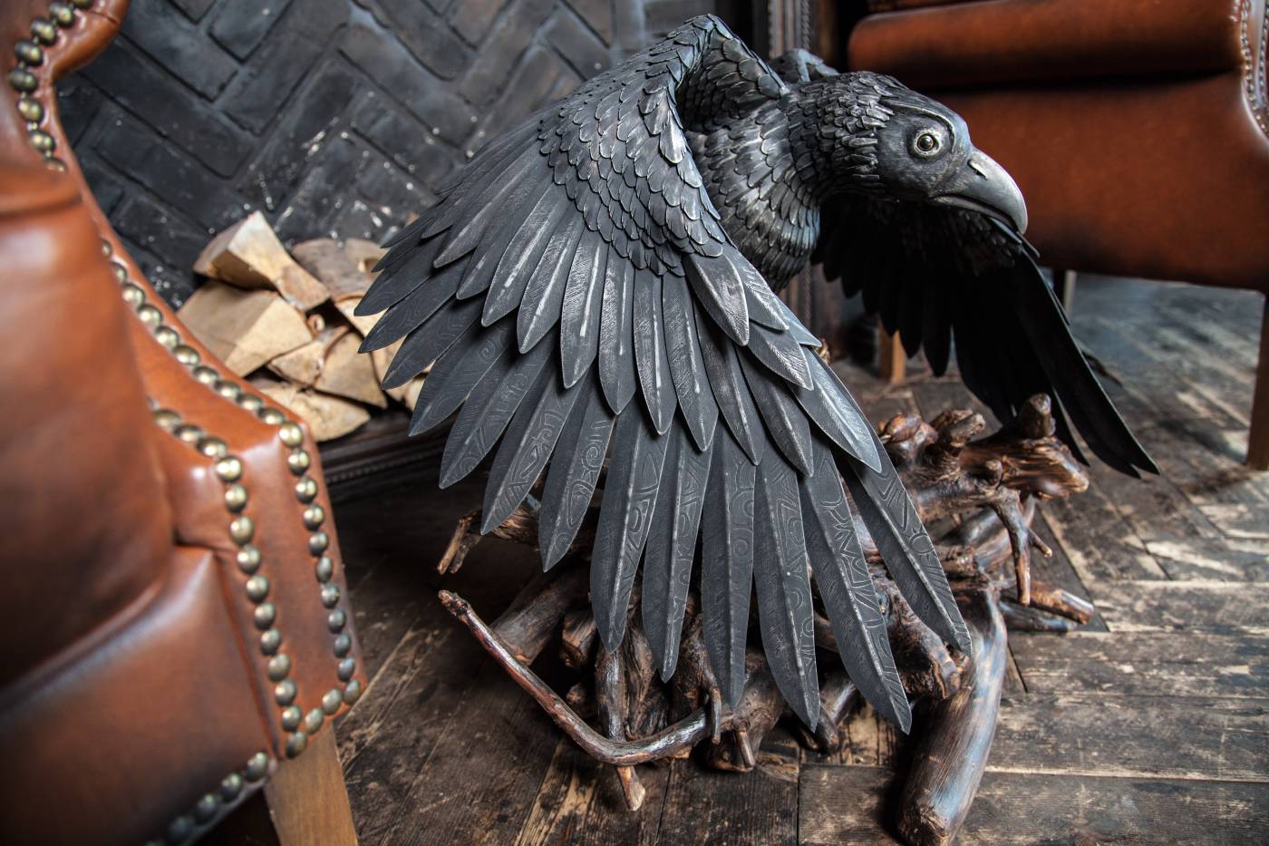 YS15 Декоративная лампа ArtCore Ворон YS15