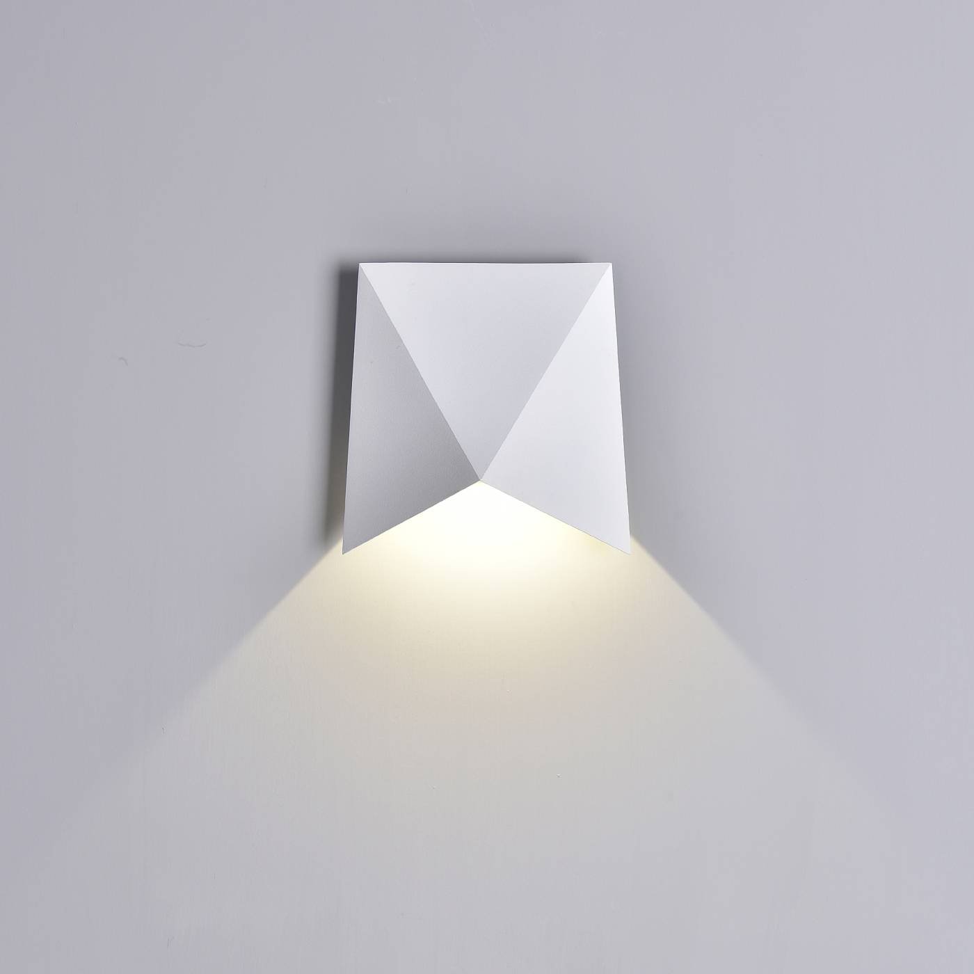 6526 Уличный LED настенный светильник Mantra Triax 6526