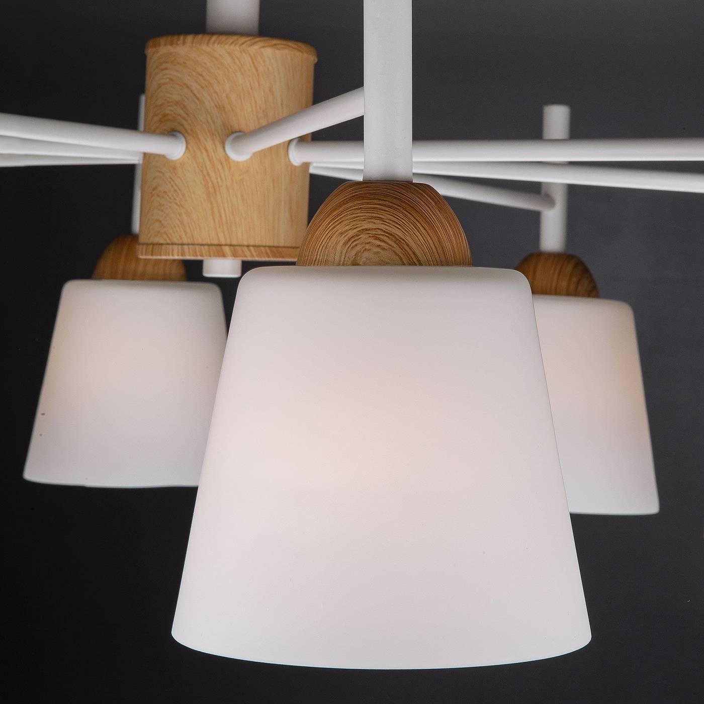 70085/8 белый Потолочная люстра Eurosvet Fresco 70085/8 белый