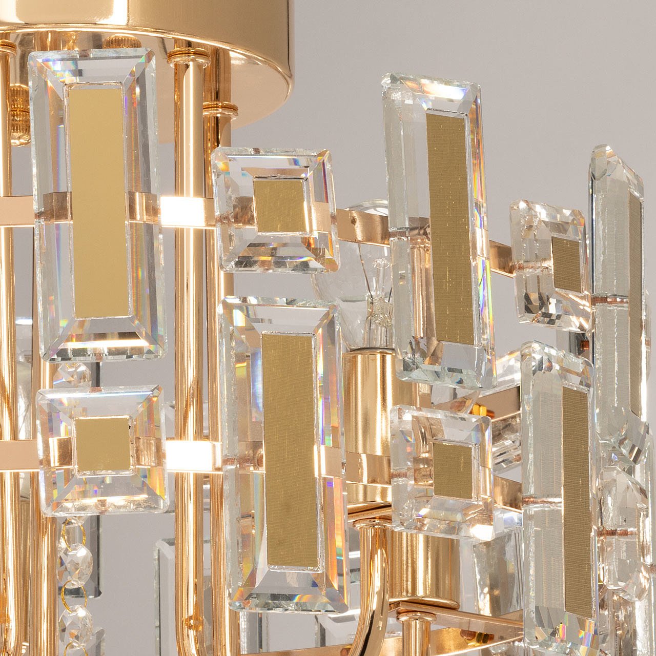 Потолочная люстра De Markt Бриз 230011205