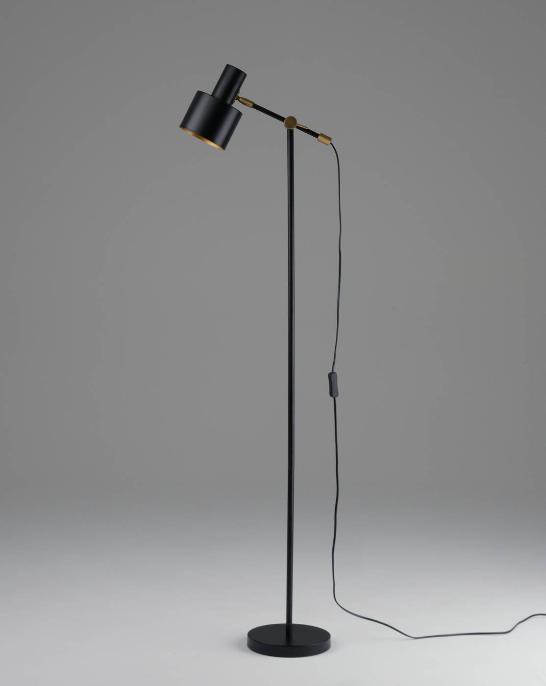 Торшер Moderli Artis V11267-1F
