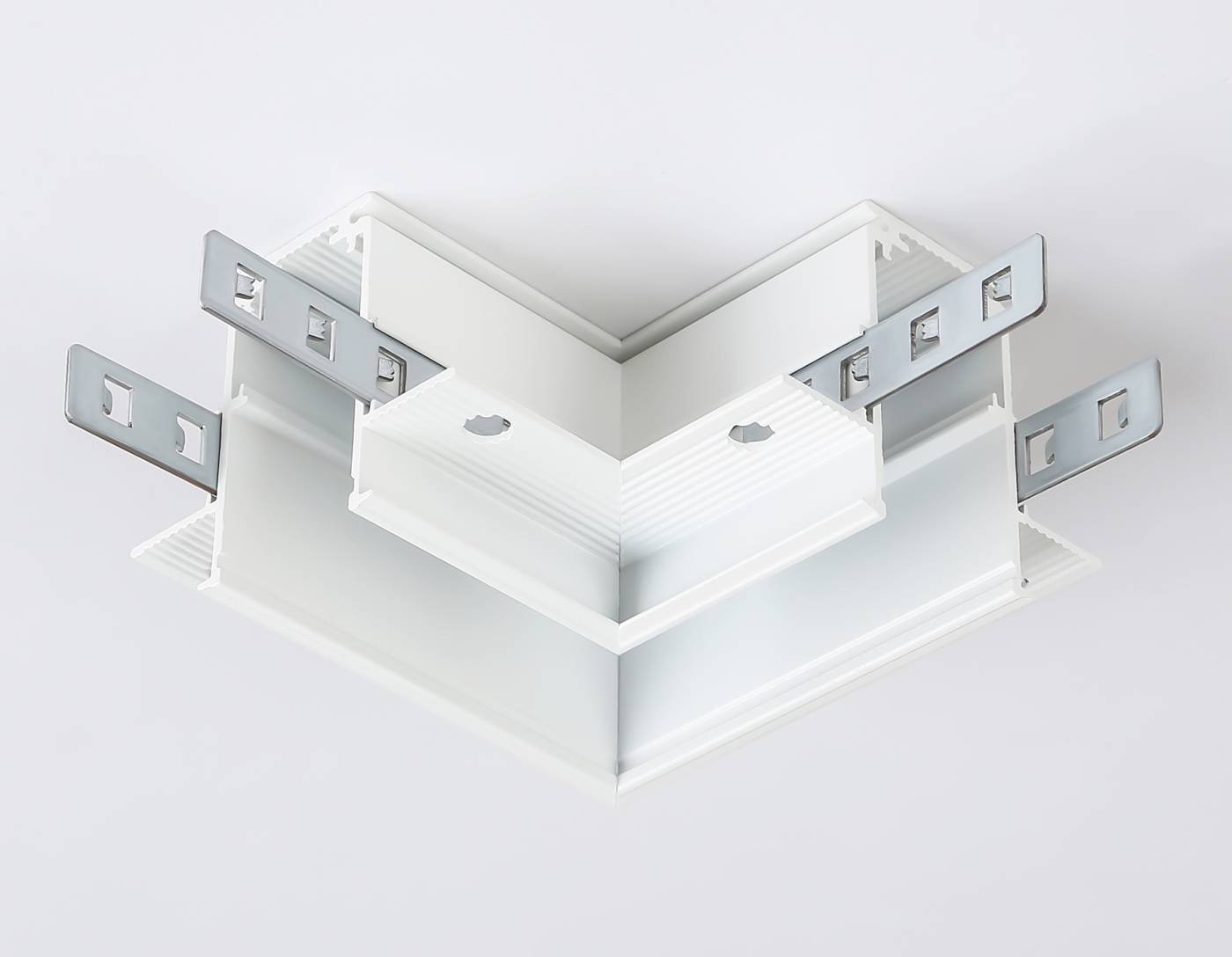 Коннектор угловой для встраиваемого шинопровода Magnetic Ambrella Track System GL3352