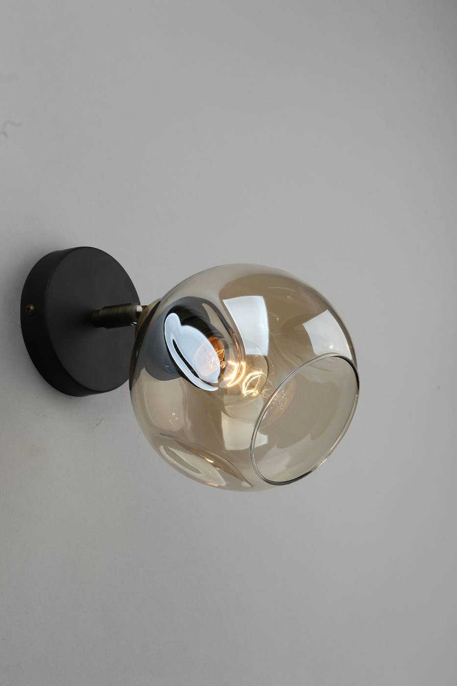 OML-93501-01 Настенное бра Omnilux Tuenno OML-93501-01