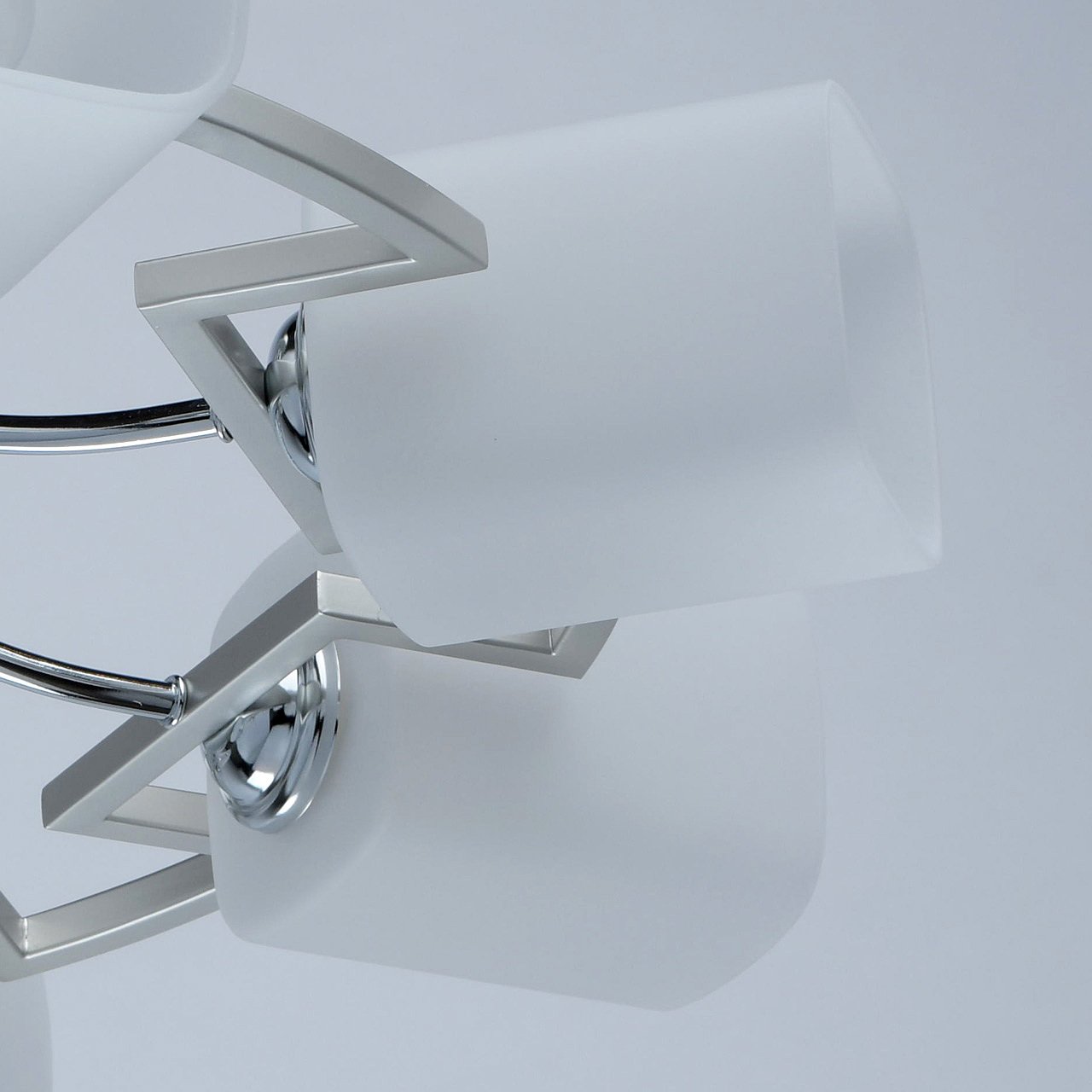 Потолочная люстра De Markt Тетро 673013508