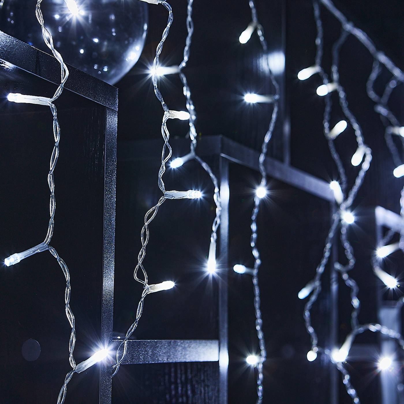 Бахрома светодиодная с эффектом мерцания, 2м Uniel ULD-B2007-100/TTK WHITE IP44