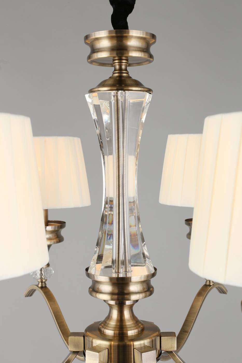 Подвесная люстра Omnilux Arosio OML-88413-06