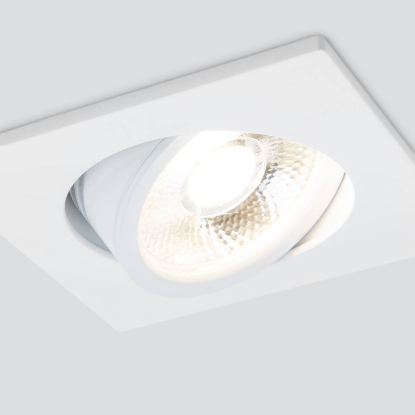 15273/LED 5W 4200K WH белый Встраиваемый светильник Elektrostandard 15273/LED 15273/LED 5W 4200K WH белый