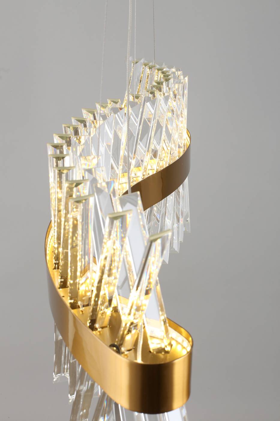 Подвесная хрустальная люстра Strasatti Omnilux OML-99903-44