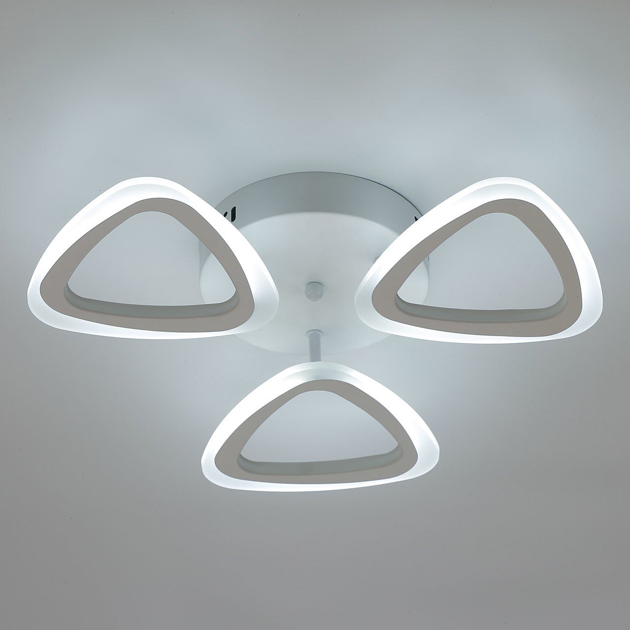 424012903 Потолочная люстра De Markt Мадлен 424012903