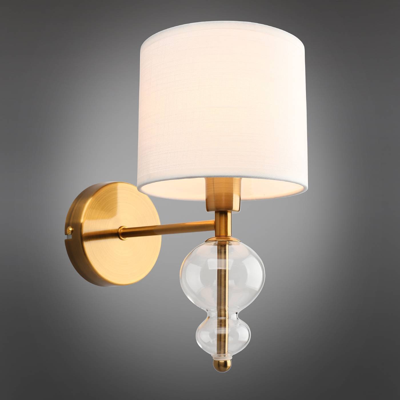 OML-56701-01 Настенное бра Omnilux Amelia OML-56701-01