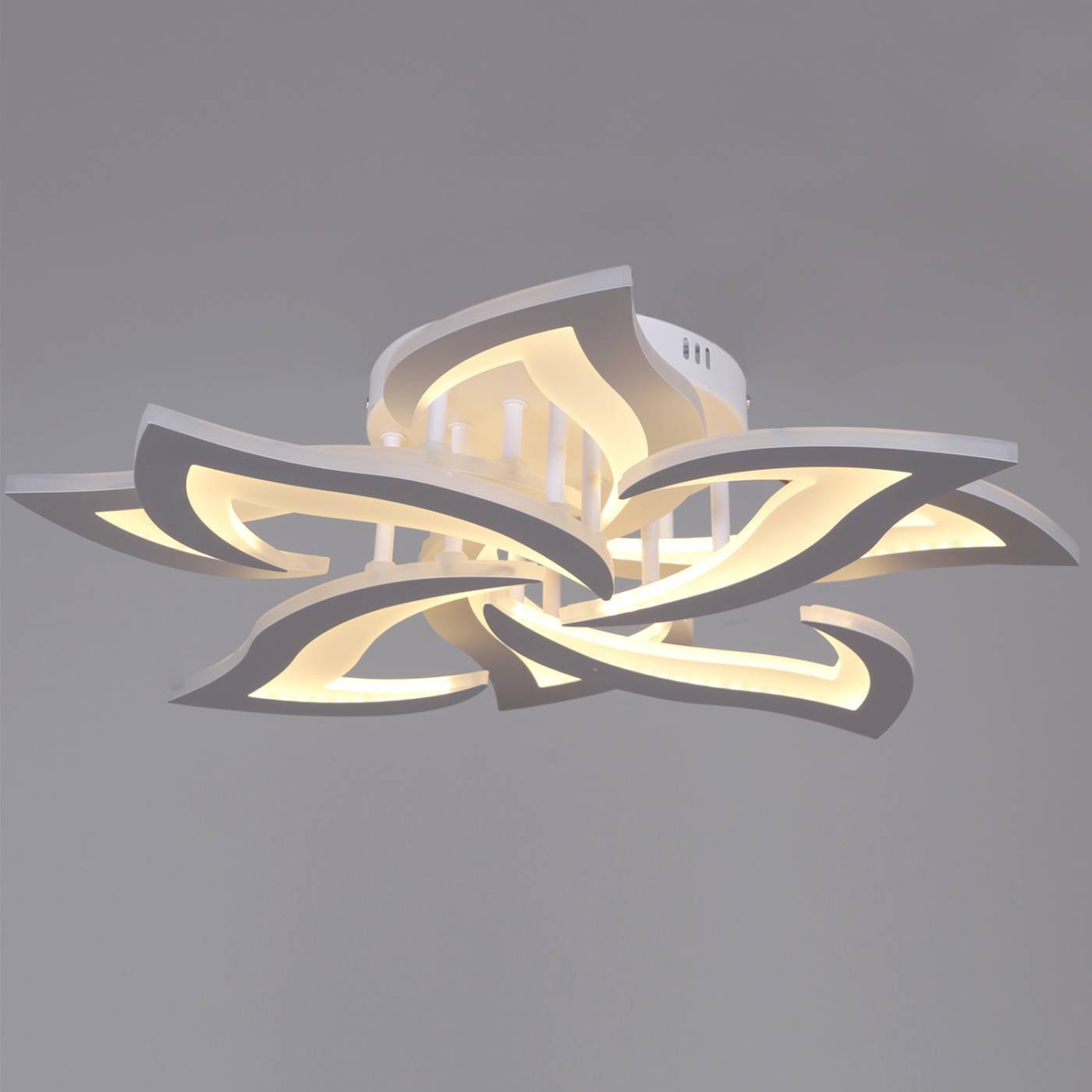 Потолочная люстра Reluce 20150-0.3-4+4 WH