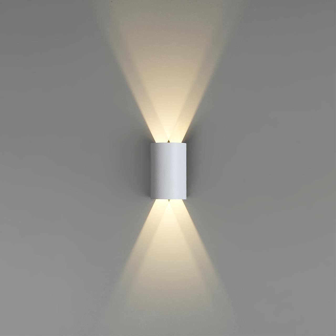 Уличный настенный светильник Odeon Light Bar 7126/4WL