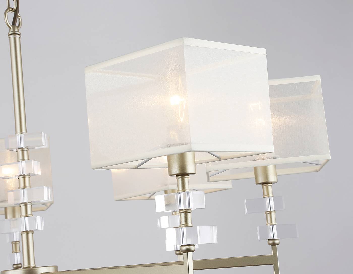 Подвесная люстра Ambrella Classic LH71332