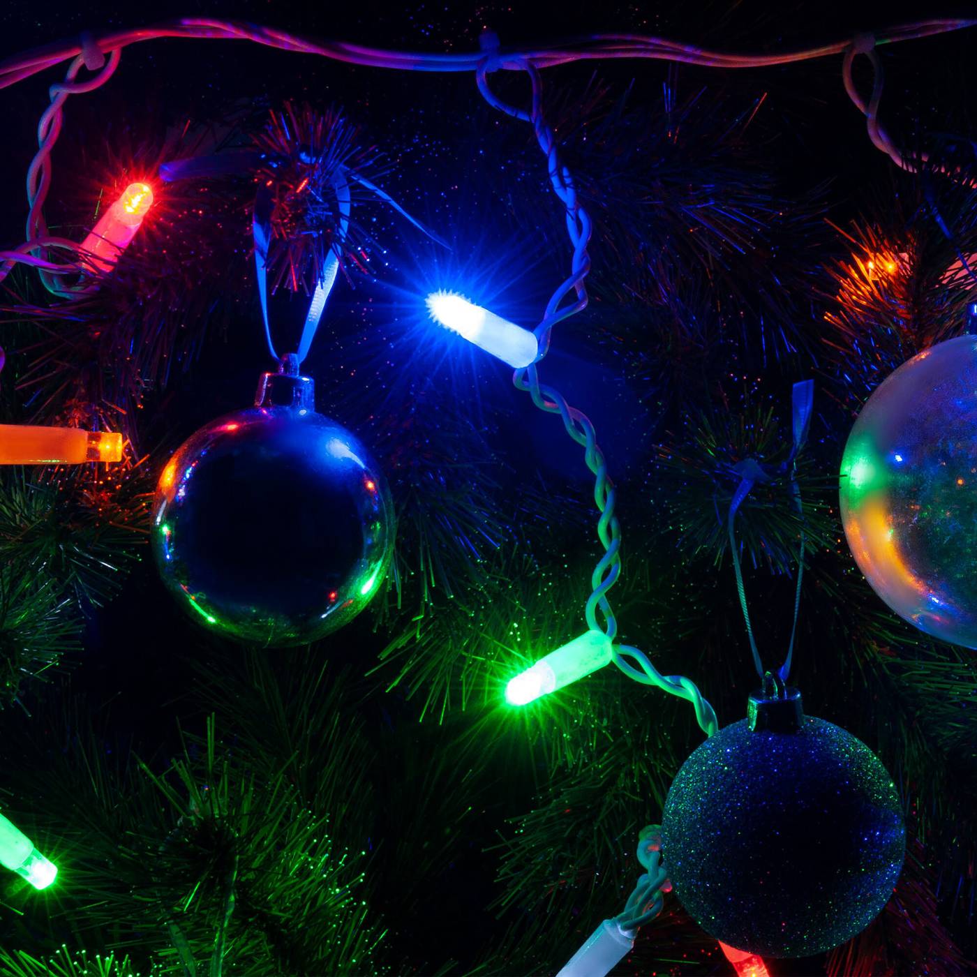 100-101 мульти 3*0,6м IP65 Гирлянда-дождь Eurosvet 100-101 100-101 мульти 3*0,6м IP65