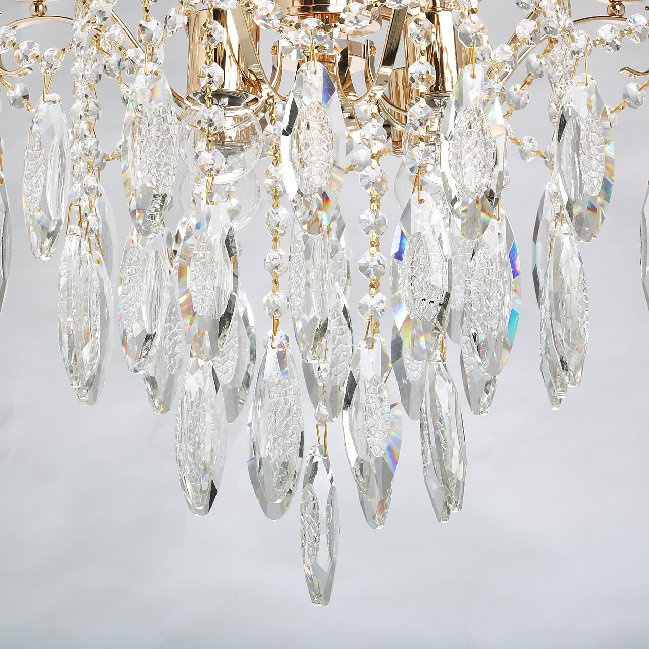 Подвесная люстра De Markt Бриз 111015204