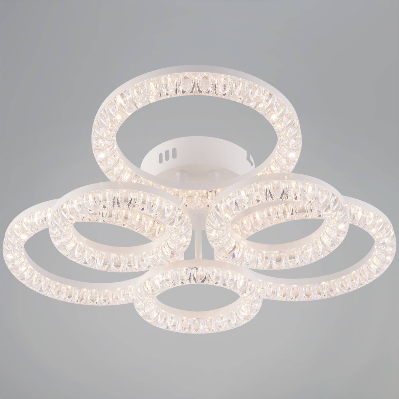 Потолочная люстра Reluce 09847-0.3-3+3A WH