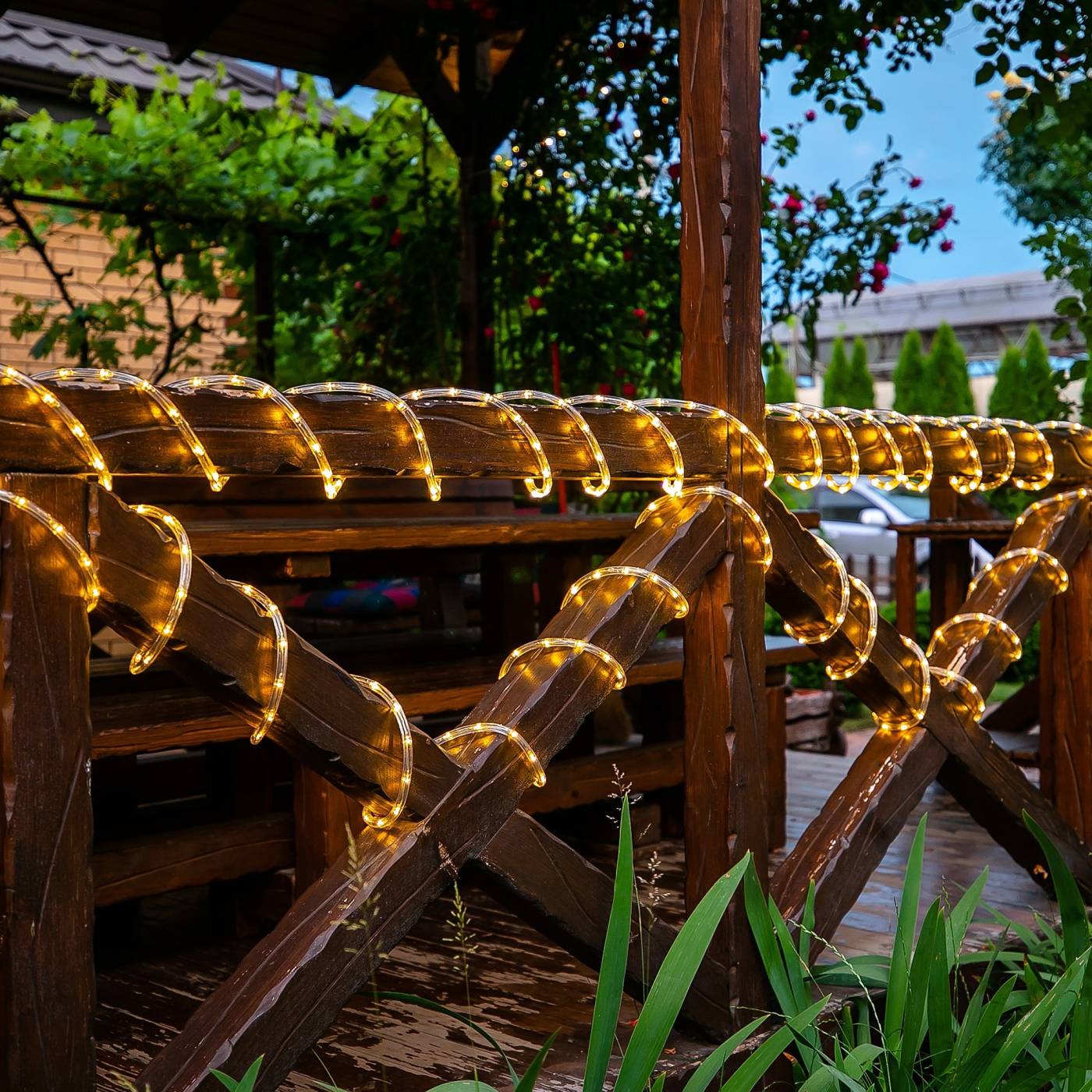 ULD-D50 50M/С08 IP44 WARM WHITE Гирлянда Uniel ULD-D50 50M/С08 IP44 WARM WHITE