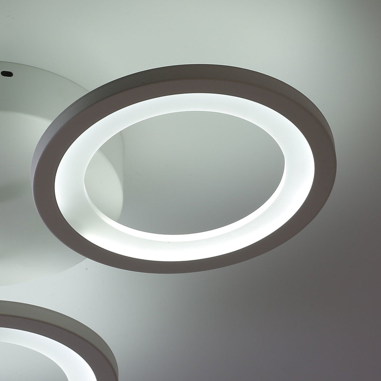 424013303 Потолочная люстра De Markt Мадлен 424013303