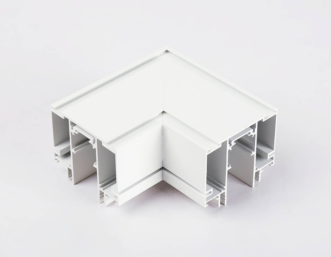 GL3391 Коннектор угловой для шинопровода Magnetic 48V в натяжной потолок Ambrella GL3391