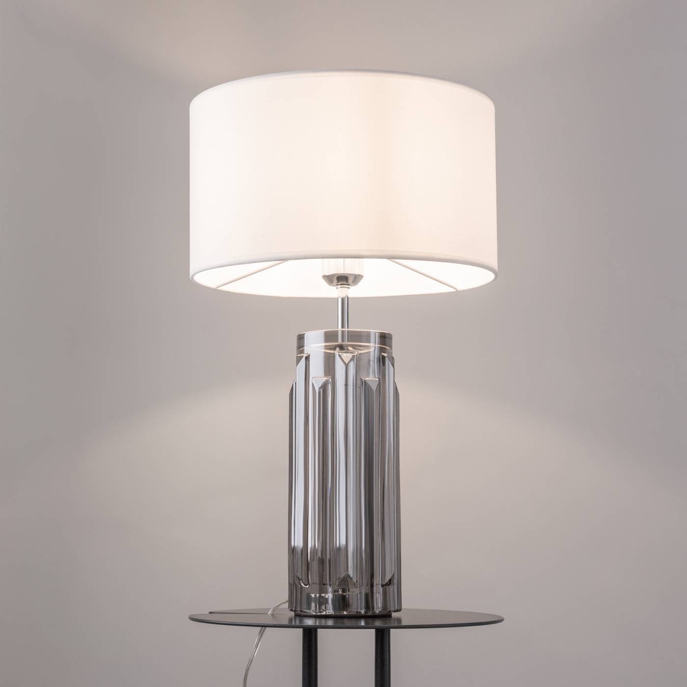 Настольная лампа Maytoni Muse MOD304TL-01GR
