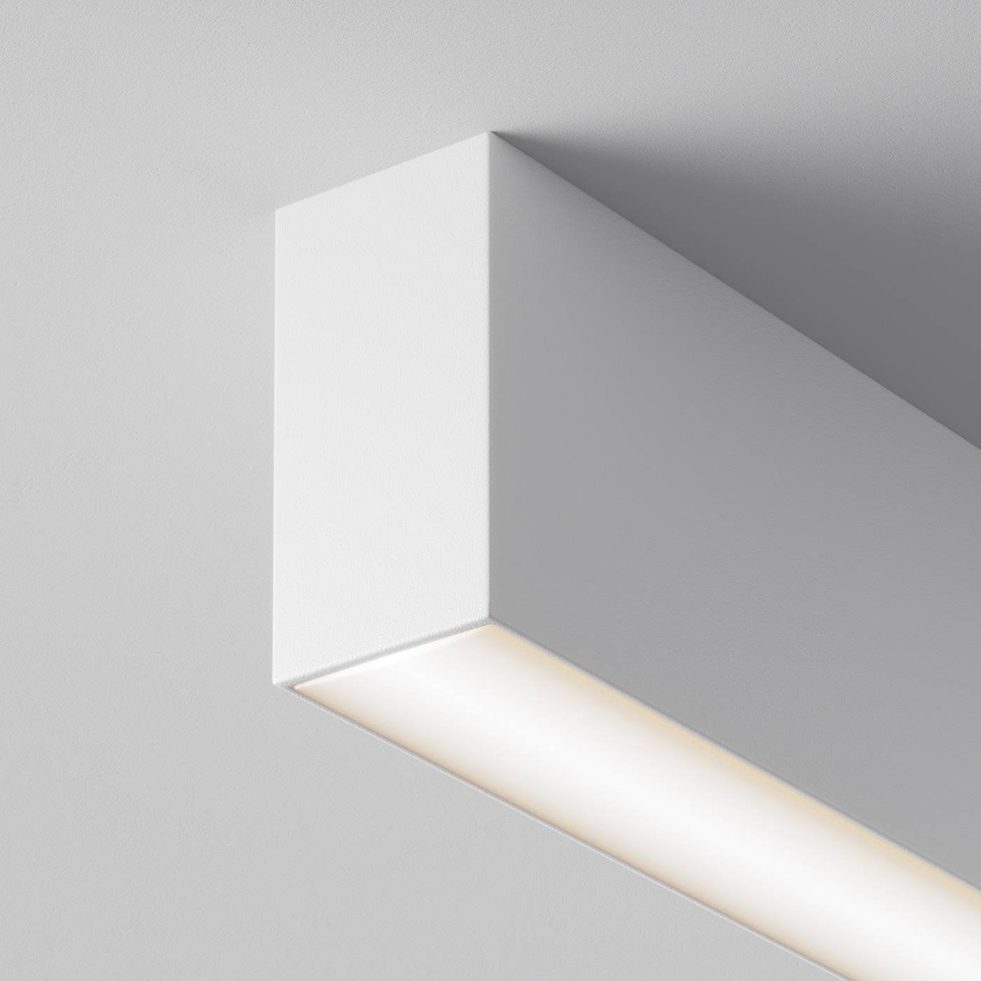 Светильник потолочный Maytoni Basis C068CL-12W3-6K-W