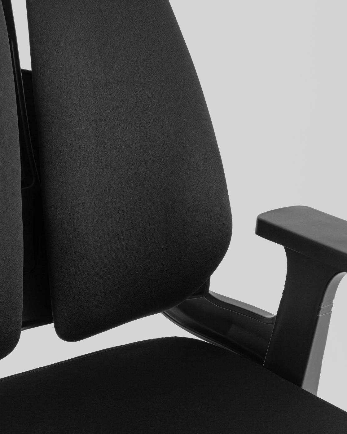Офисное кресло Stool Group WH-A888 black