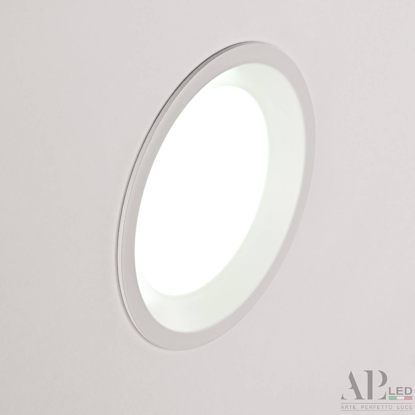 Встраиваемый светильник APL Led Ingrid 3322.LDY12016/12W/6K