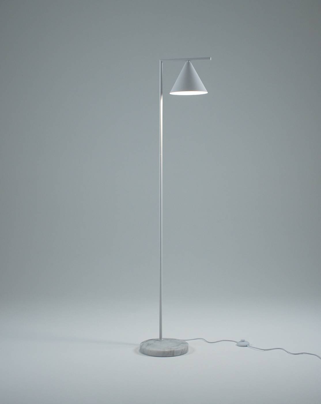 V11062-1F Торшер Moderli Omaha V11062-1F