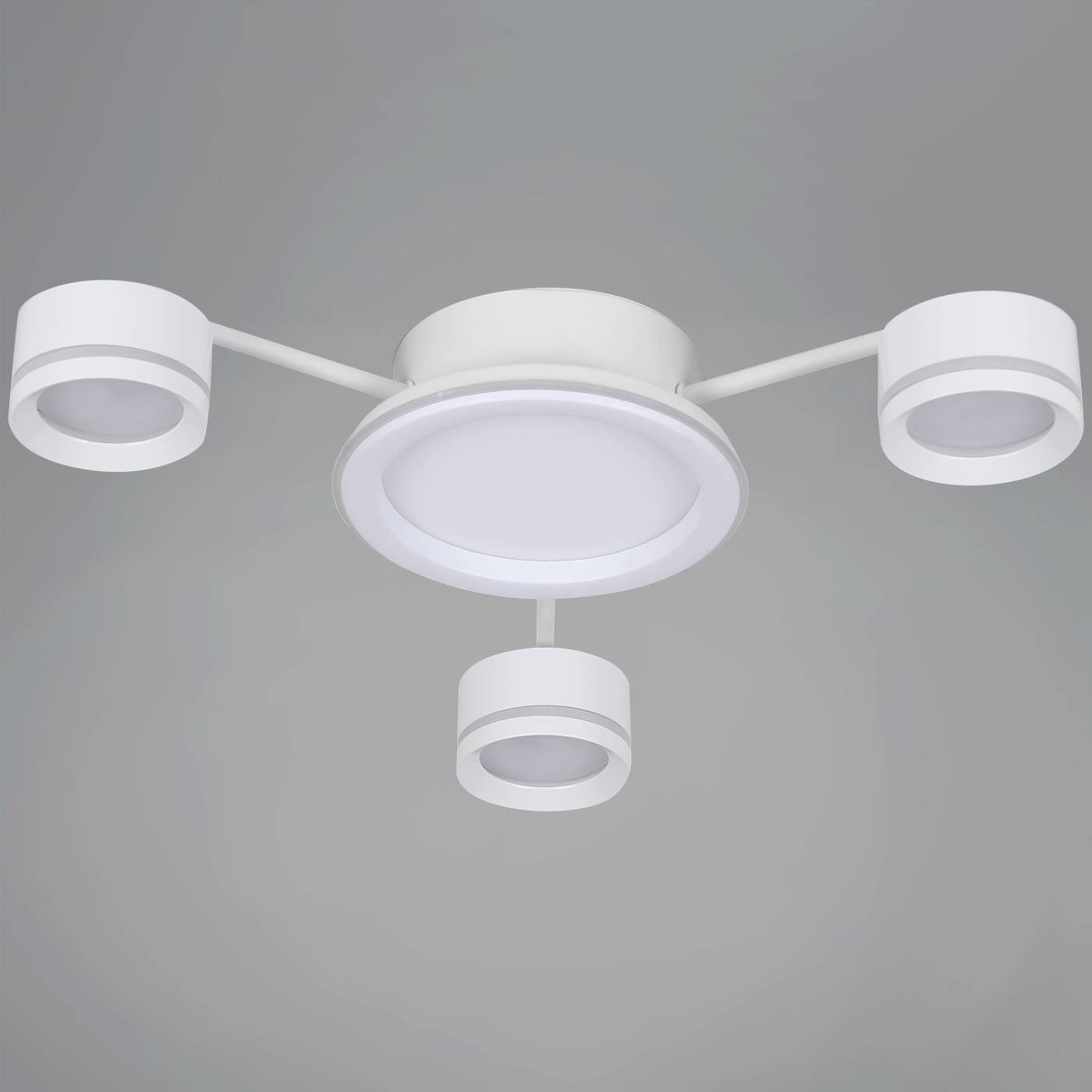 Потолочная люстра Reluce 20590-0.3-3+1 White
