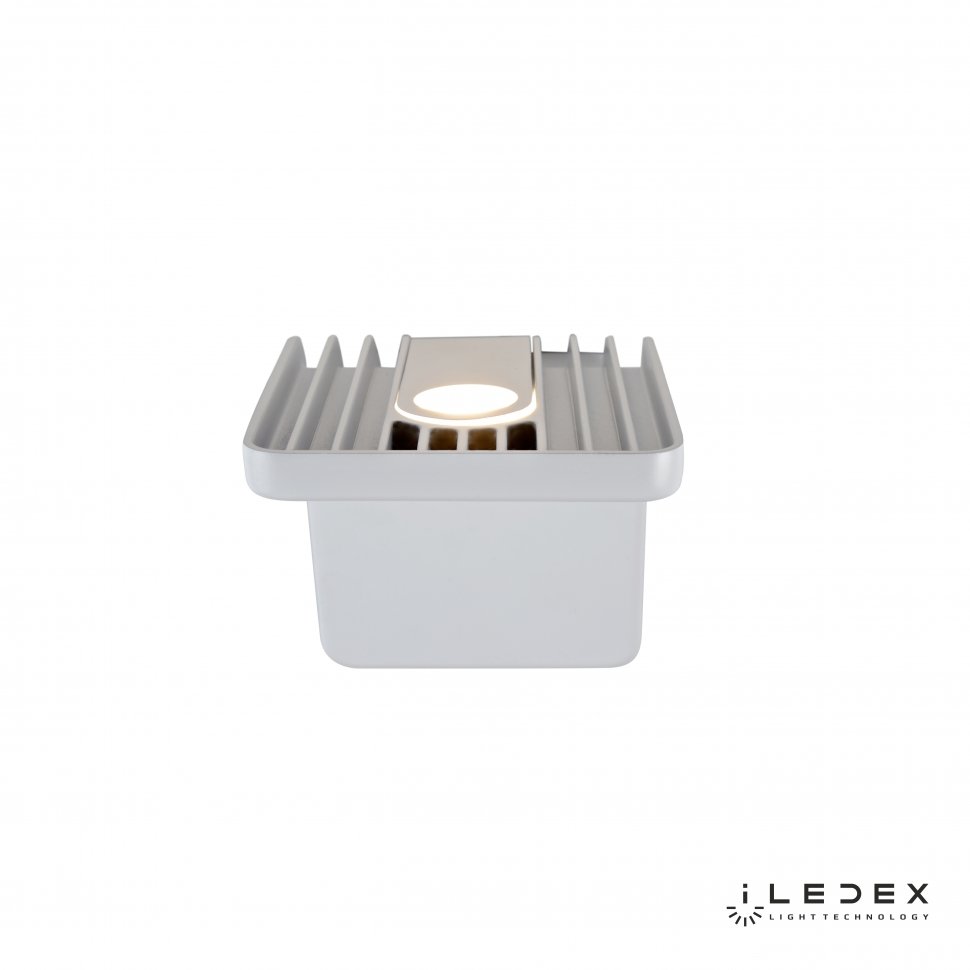 Настенный светильник ILedex Scoop ZD8006-10W WH