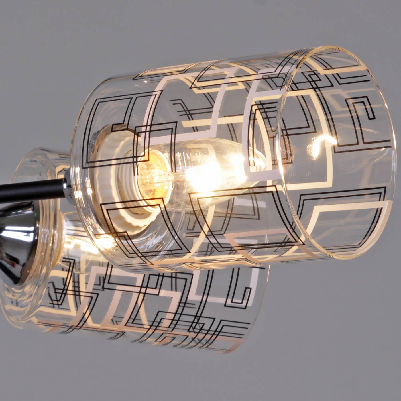 Потолочная люстра Reluce 26260-0.3-04 CR+BK