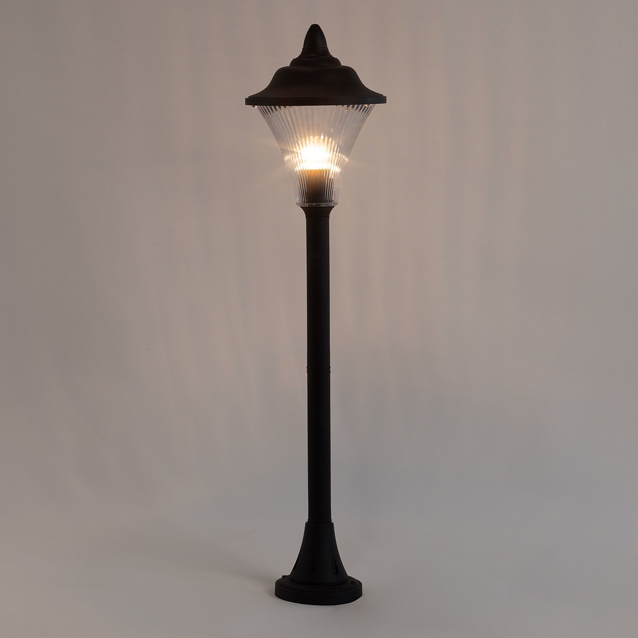 Уличный наземный светильник De Markt Корсо 801041901