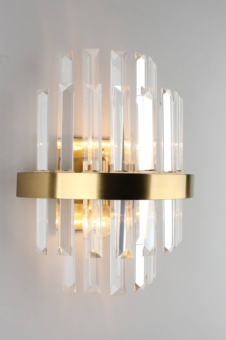 OML-69011-02 Настенное бра Omnilux Saviano OML-69011-02