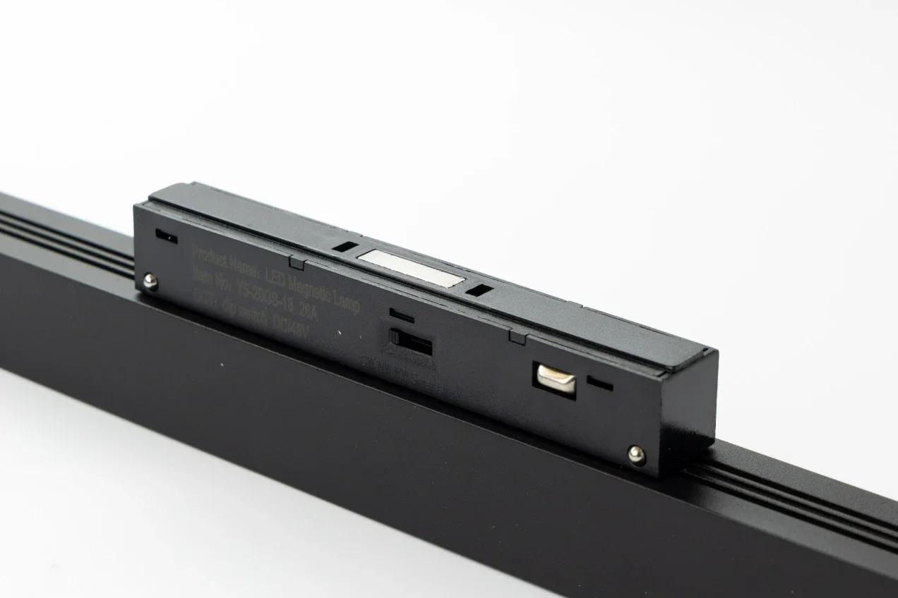 Трековый светильник Fly-Fi ЛЭД-ПРОФИ FF-S-DT-330