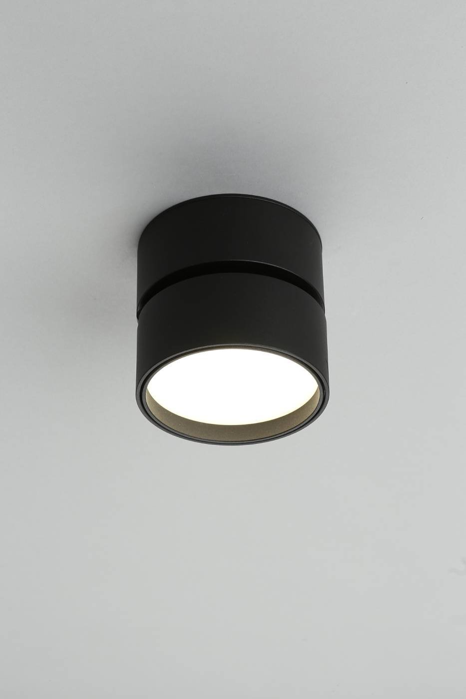 Накладной светильник Omnilux Lenno OML-101319-12