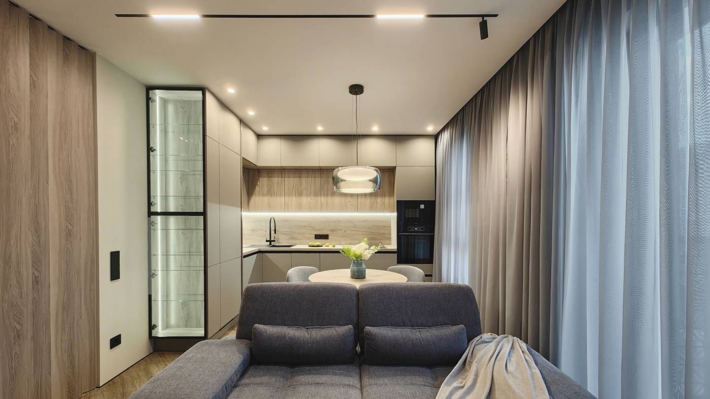 Трековый светильник Maytoni Focus LED Exility TR032-2-5W4K-M-B