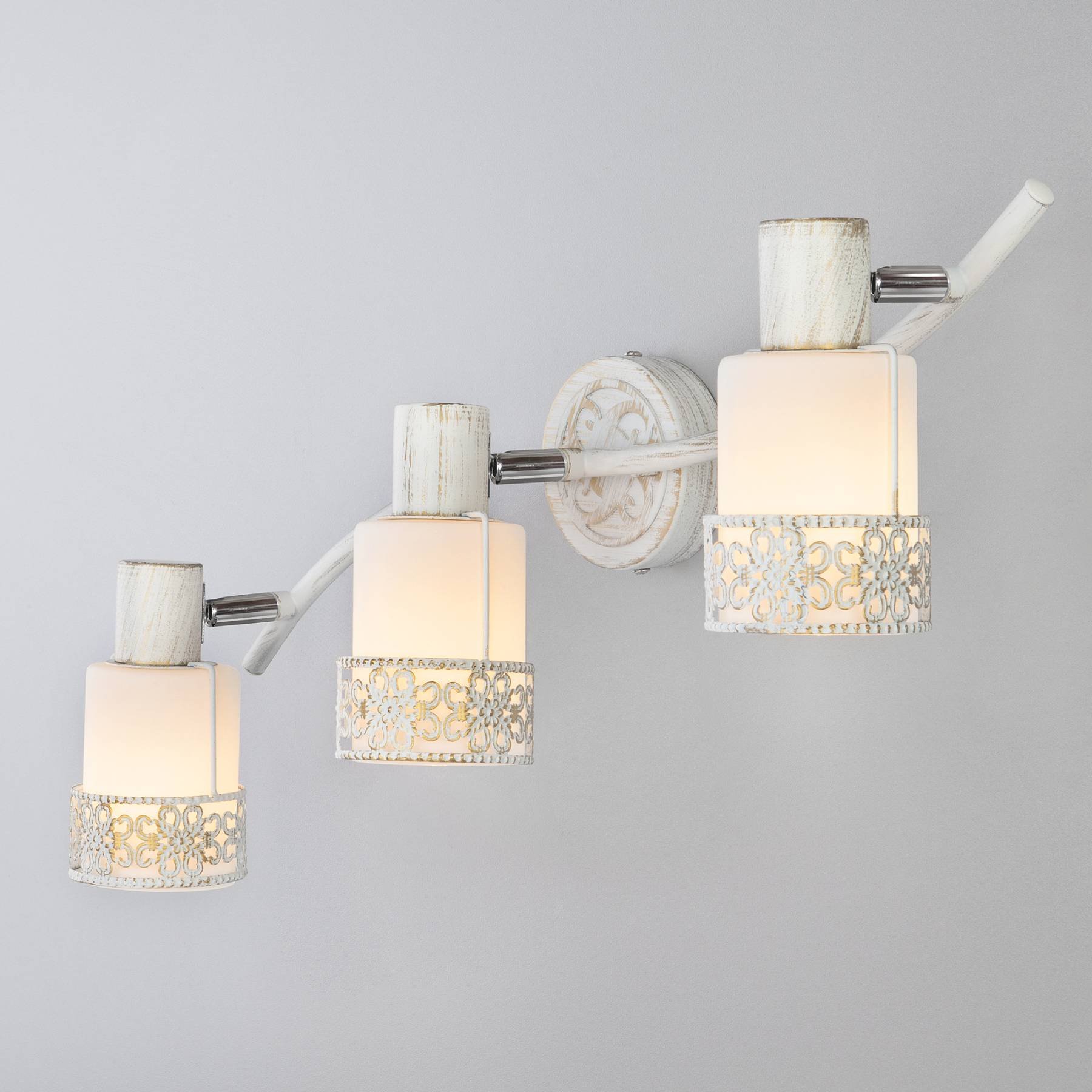 20025/3 белый с золотом/ хром Светильник спот Eurosvet Silvia 20025/3 белый с золотом/ хром