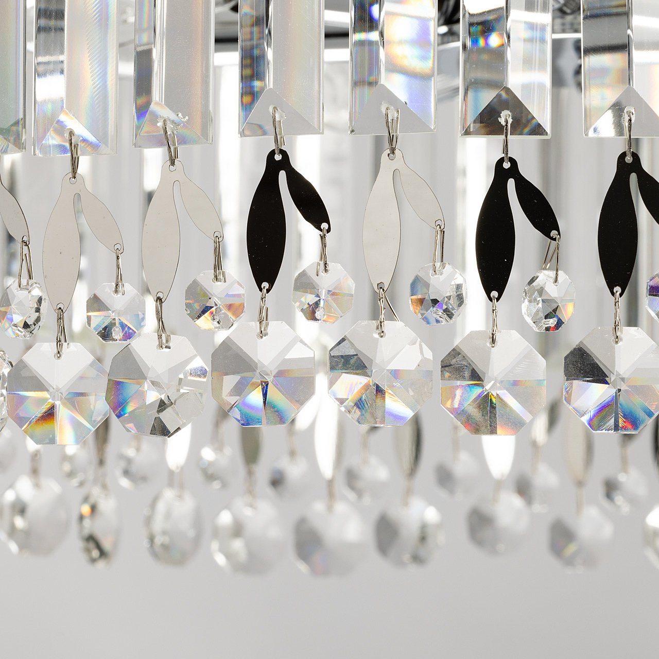 Подвесная люстра De Markt Арман 462012508