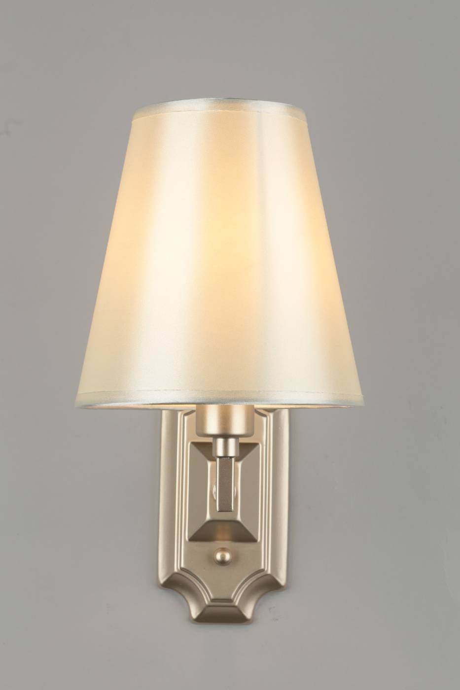 Настенное бра Omnilux Porlezza OML-72201-01