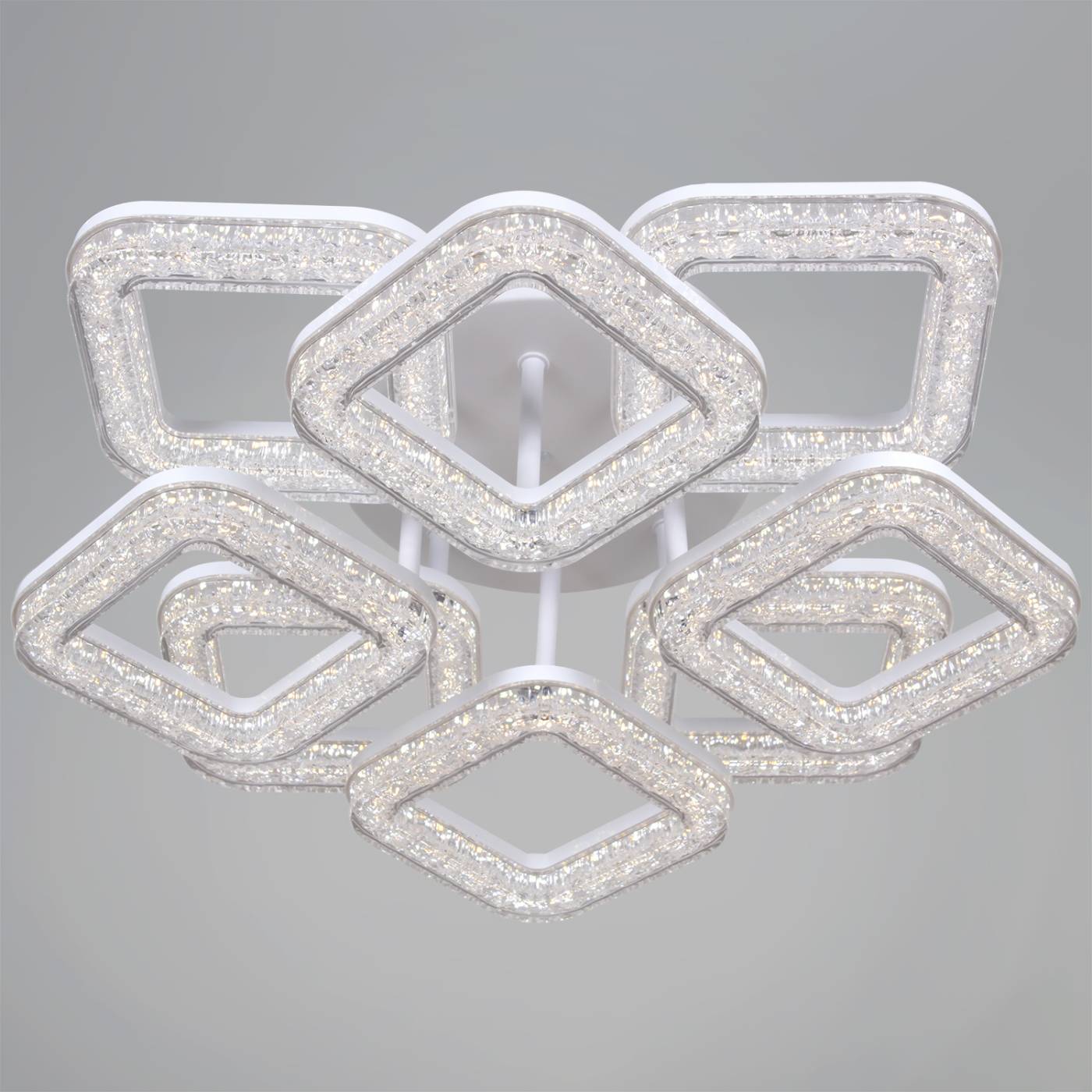 Потолочная люстра Reluce 98290-0.3-4+4 WH